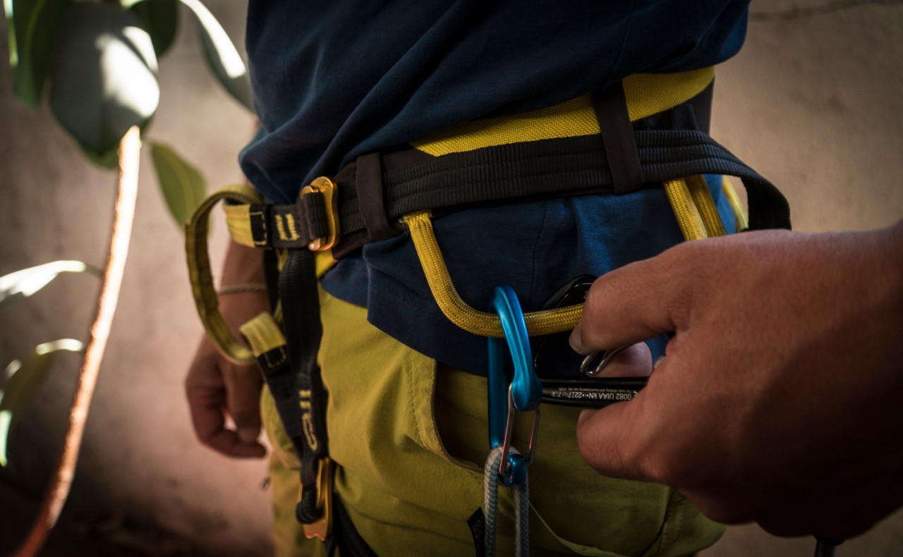 ¿Cuándo reemplazar un arnés de escalada?